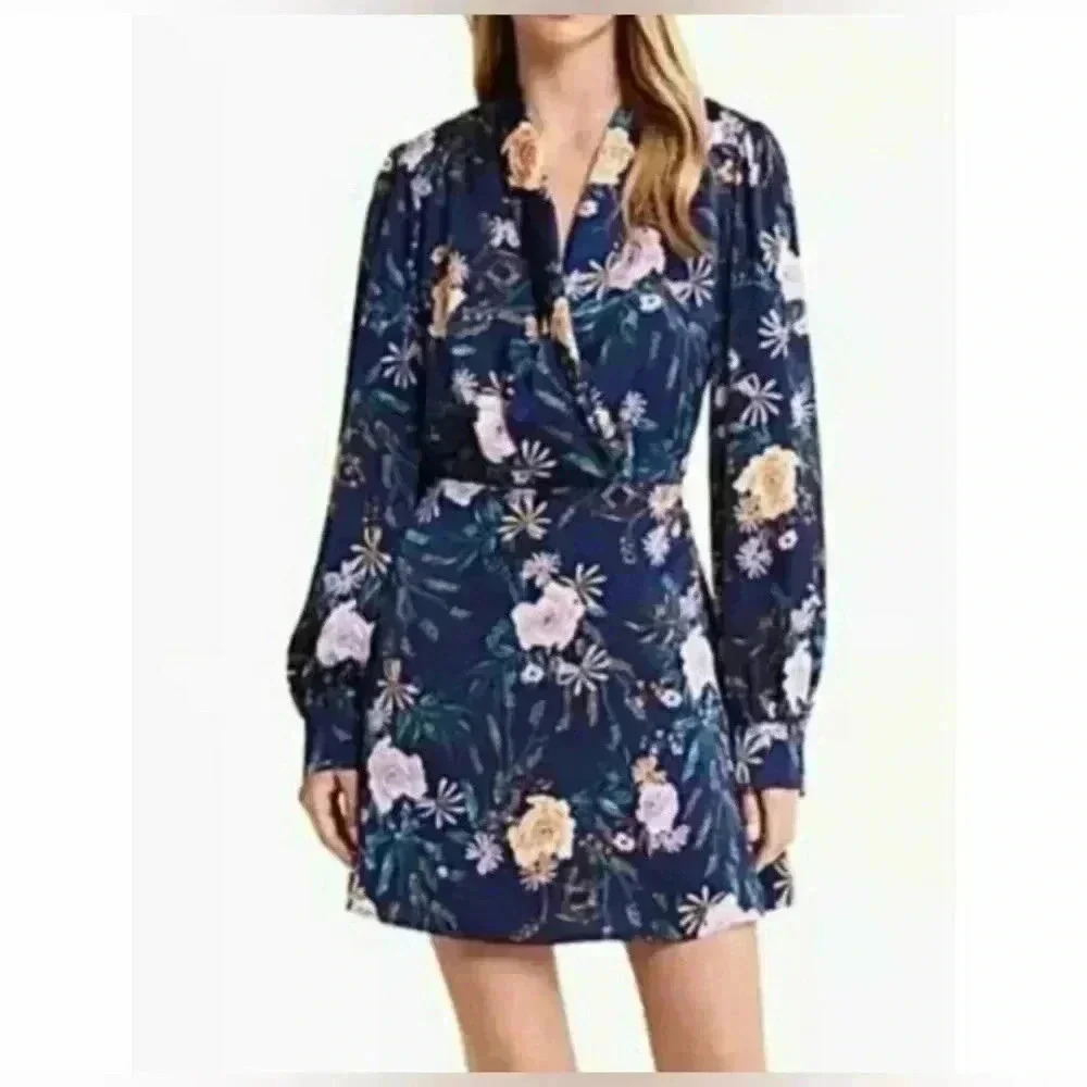 ❤️Lost + Wander Eva Floral Long Sleeve Faux Wrap Minidress in Navy Blue small